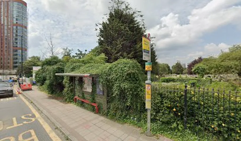 Bethune Road (Stop W)