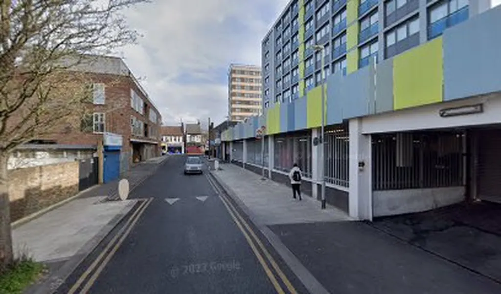 Blyth Road Hayes (Stop Z4)