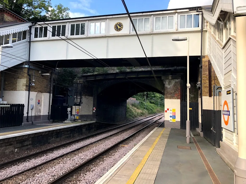 Brondesbury Park