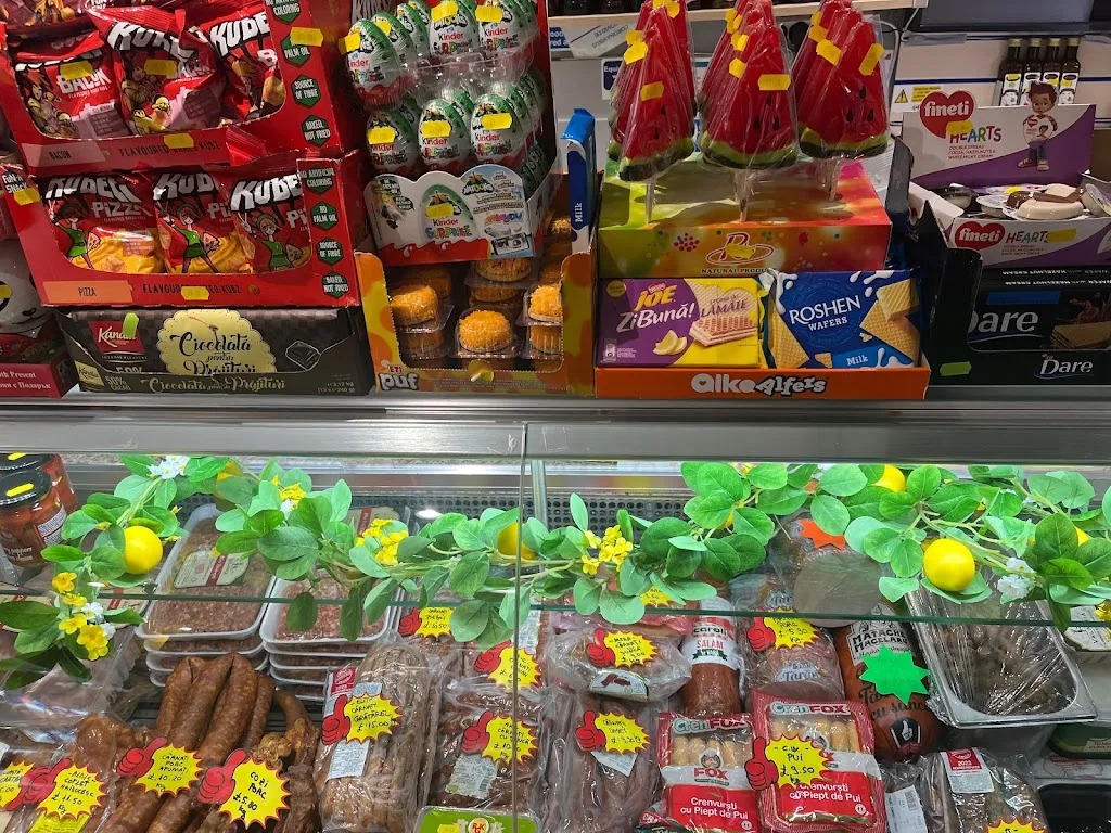 Ca la mama Romanian food store