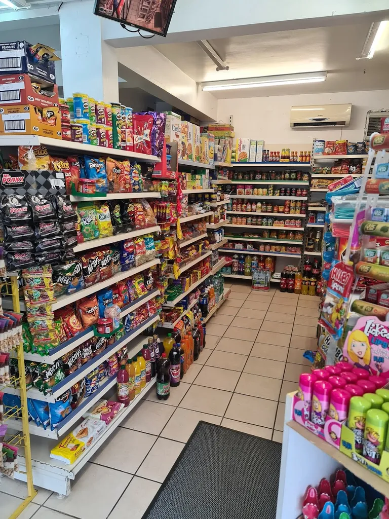 Cadbury Mini Market Off Licence Shop