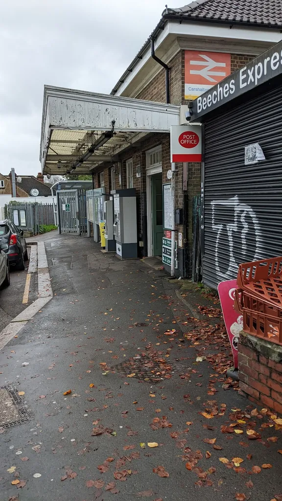 Carshalton Beeches Train Station - Southern Railway