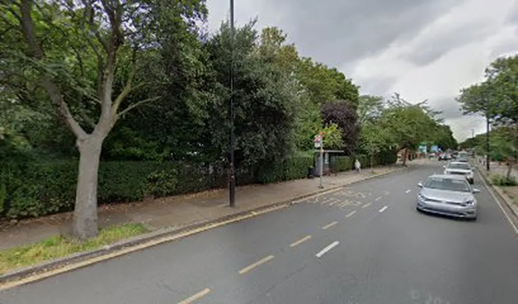 Chesterfield Road (Stop E)