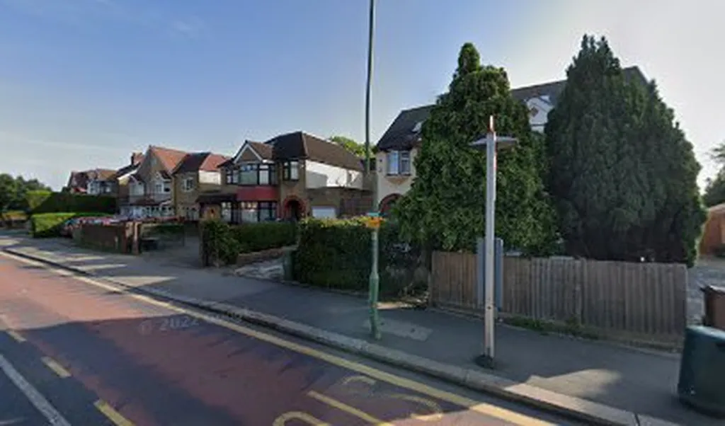 Church Hill Road (Stop J)