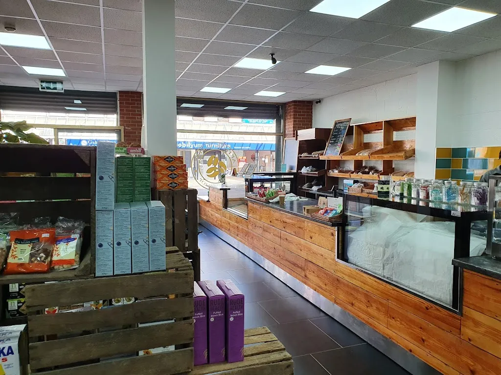 Cinnamon Leaf Food Hall