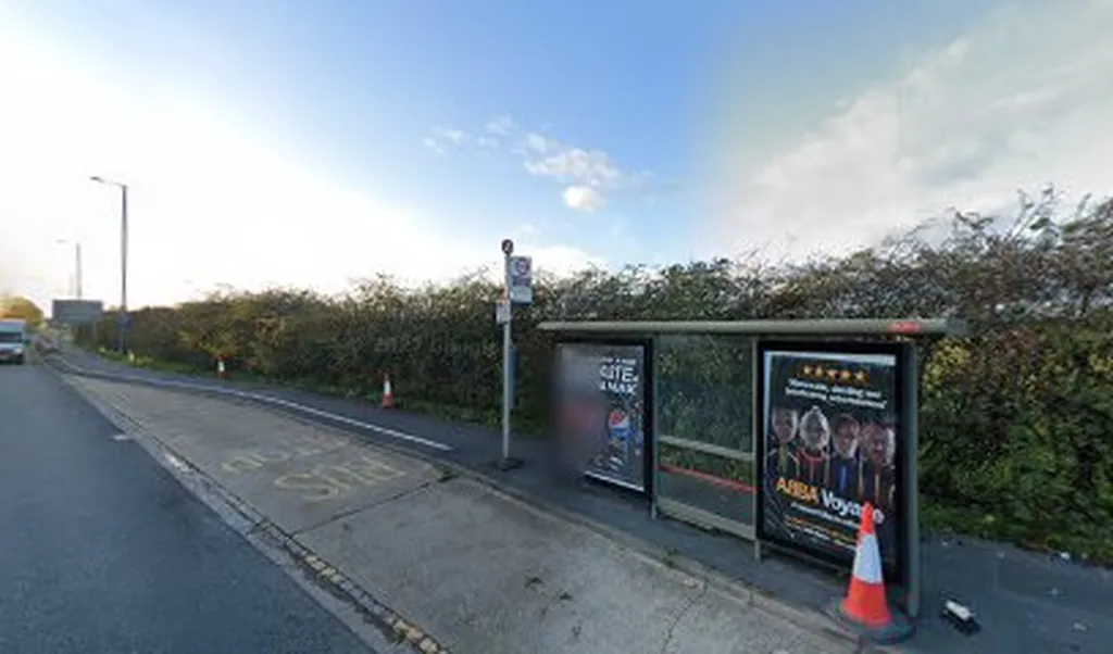 Clockhouse Roundabout (Stop A)