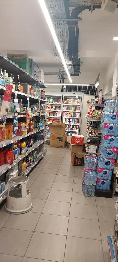 Co-op Food - Ilford - Longwood Gardens