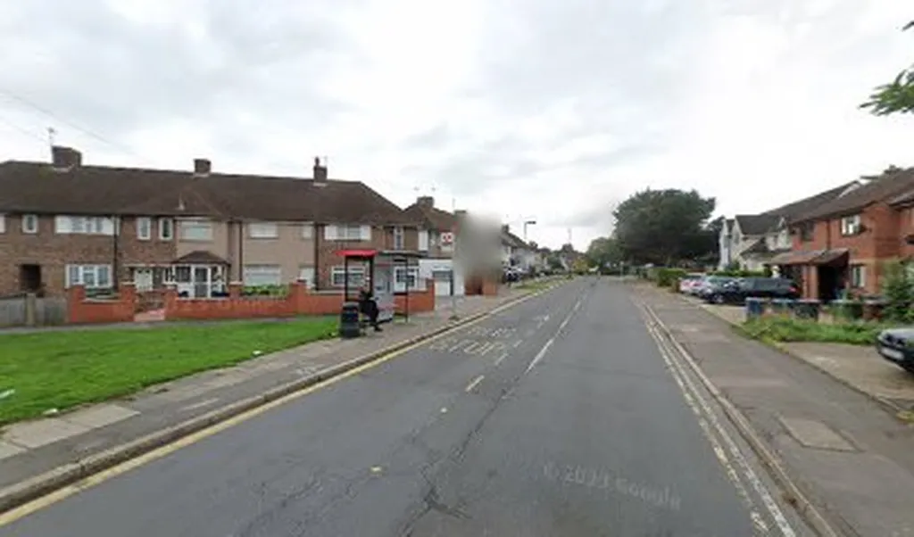 Coles Crescent (Stop H)