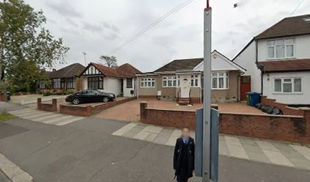 Corbins Lane South Harrow (Stop L)