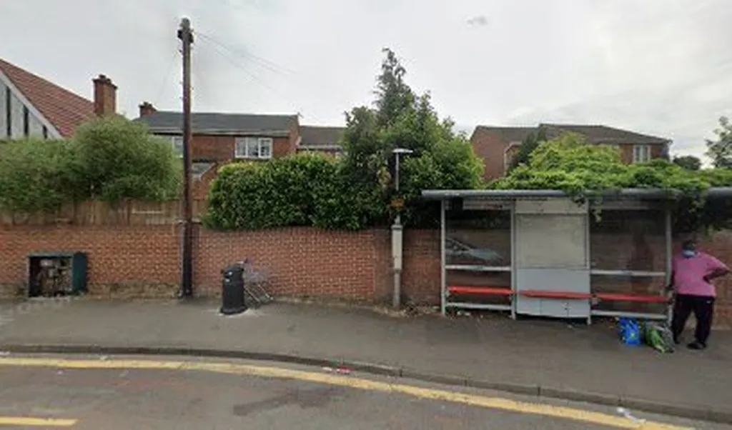 Cowley Mill Road (Stop BU)