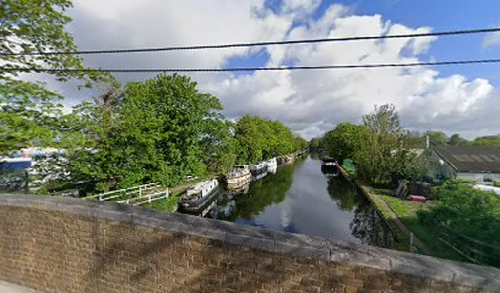 Cowley North Visitor Mooring