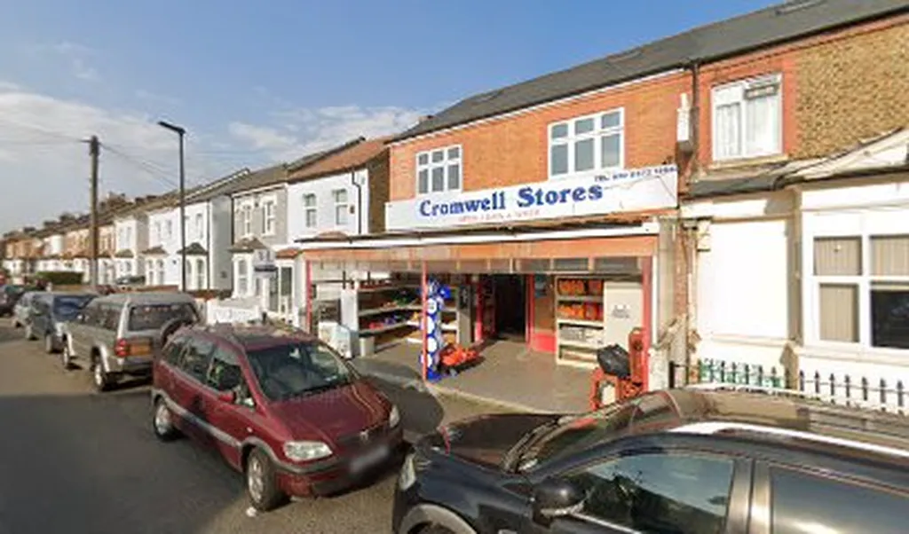 Cromwell Superstore