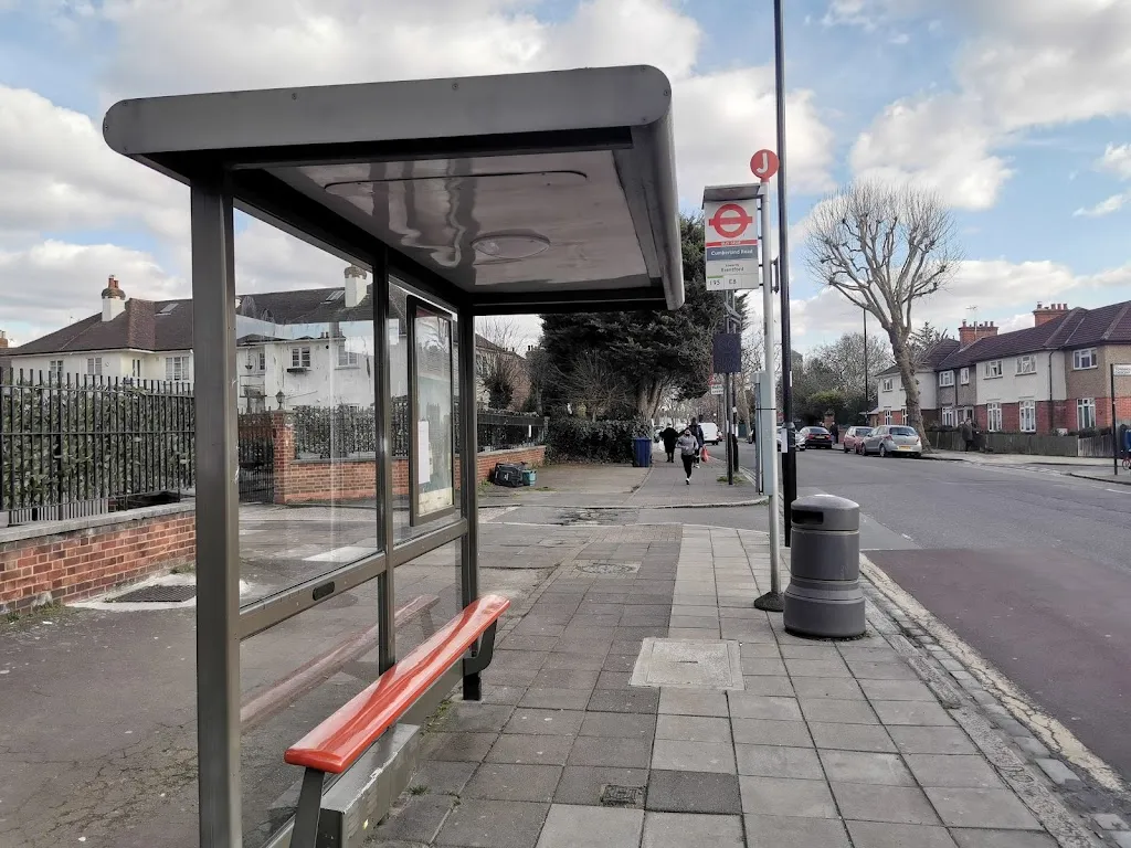 Cumberland Road (Stop J)