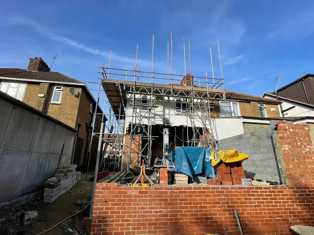 Deanscroft Avenue (Stop BD)