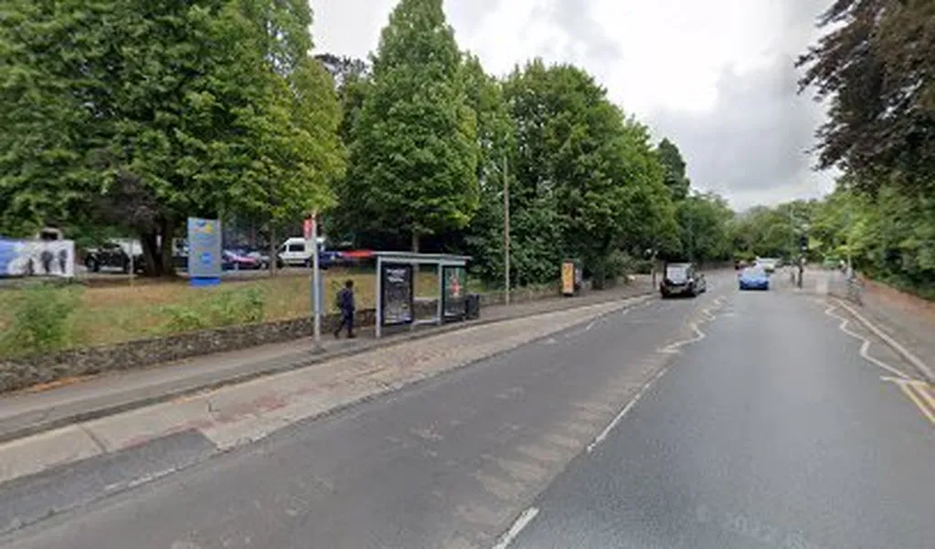 Devonshire Avenue (Stop U)