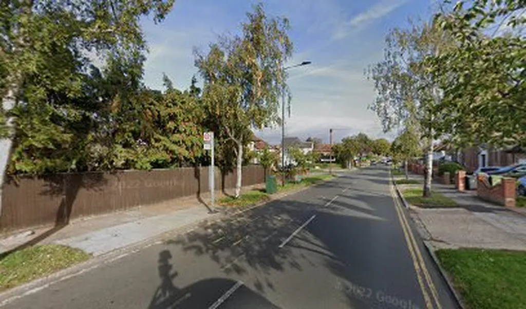 Dovedale Avenue