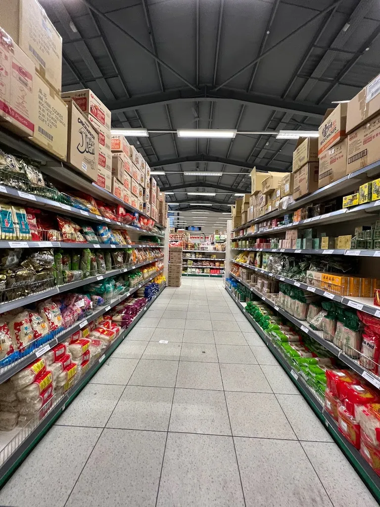 Duc Tien Cash and Carry