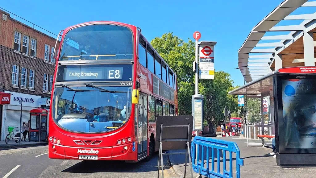 Ealing Broadway Station (Stop F)