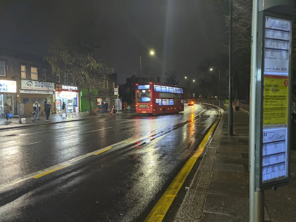 Ealing Road Harrow Road (Stop CX)