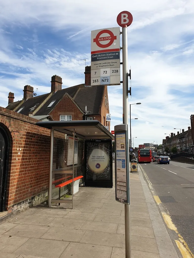 East Acton Stn Erconwald St (Stop B)