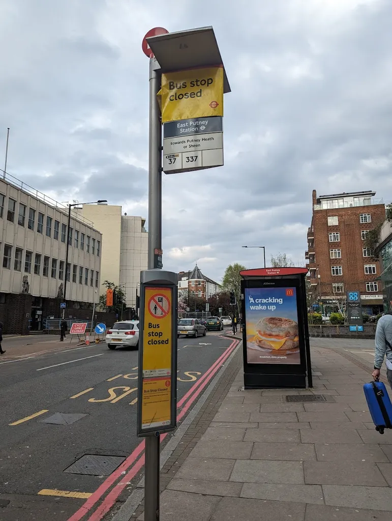East Putney Station (Stop EB)