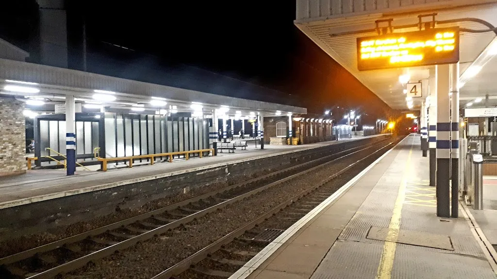 Finsbury Park Train Station - Great Northern Rail