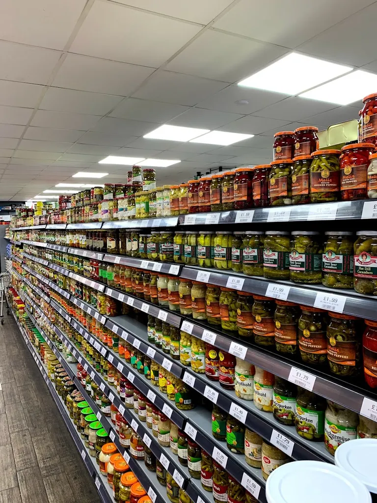 Fio's Food Centre турски магазин