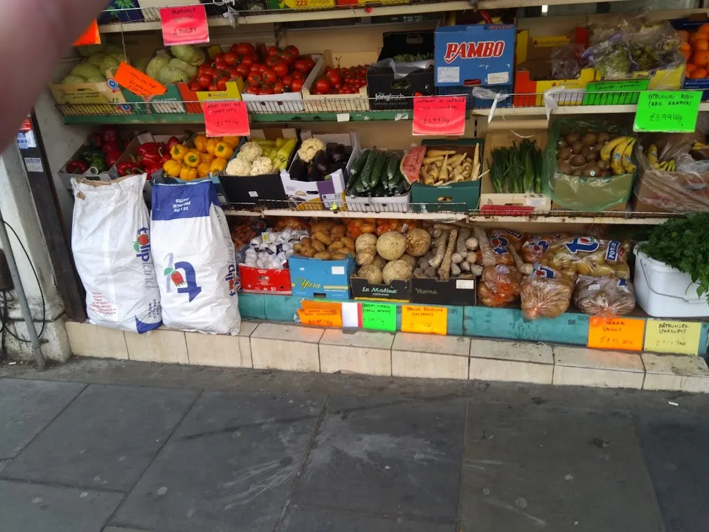 Food 4 Less