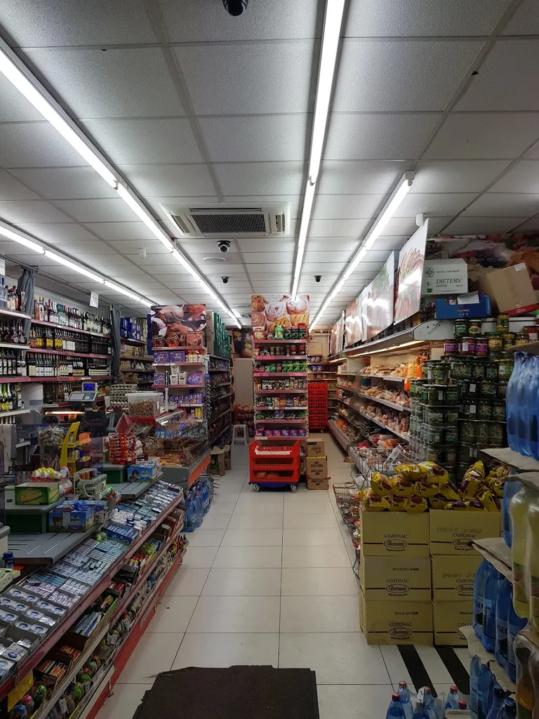 Food 4 Less
