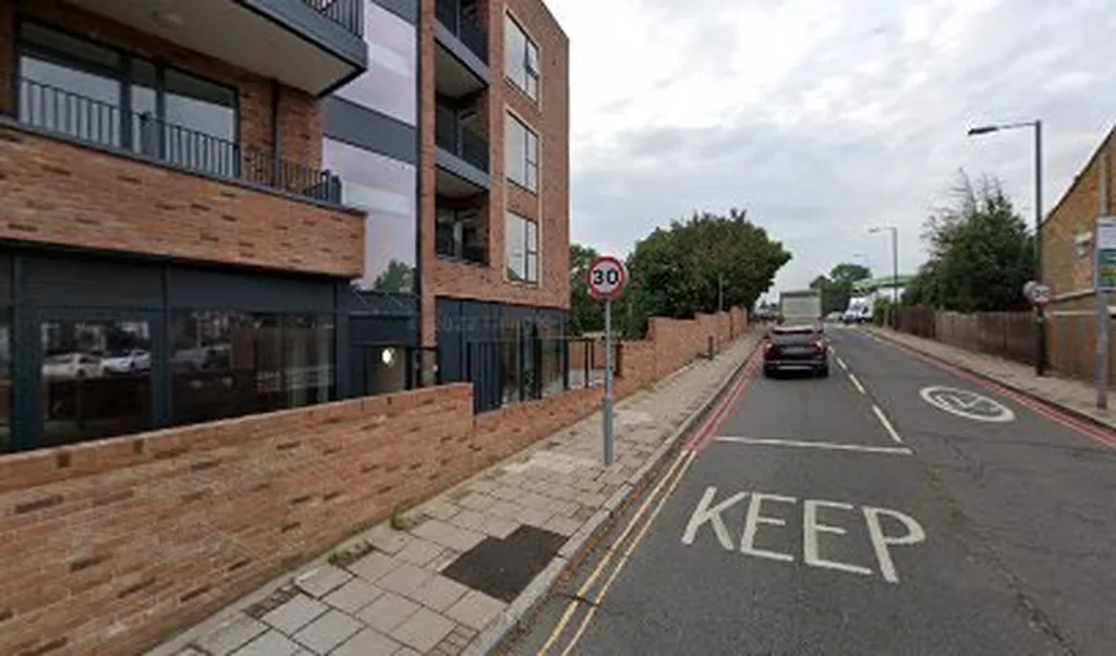 Gainsborough Road (Stop SP)