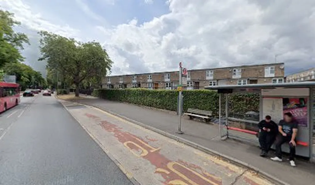 Gatton Close (Stop A)