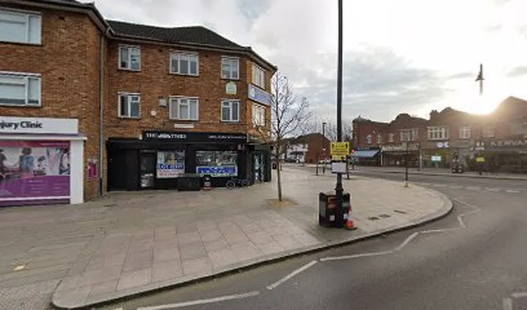 Gidea Park Newsagents
