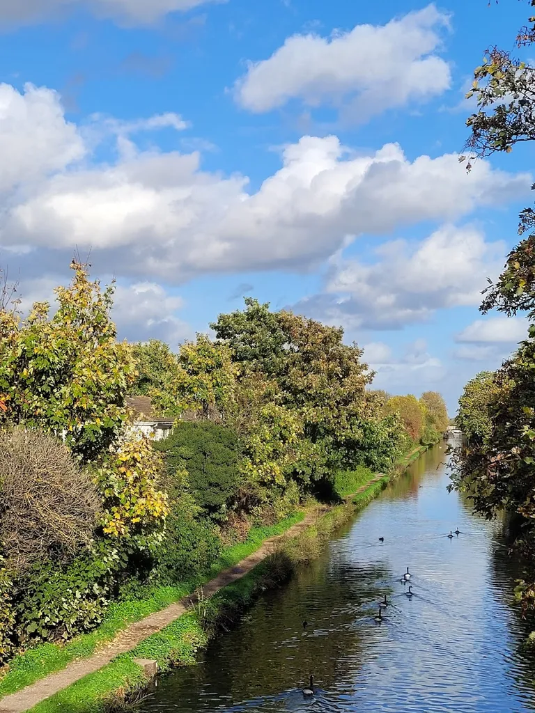 Grand Union Canal, Southall