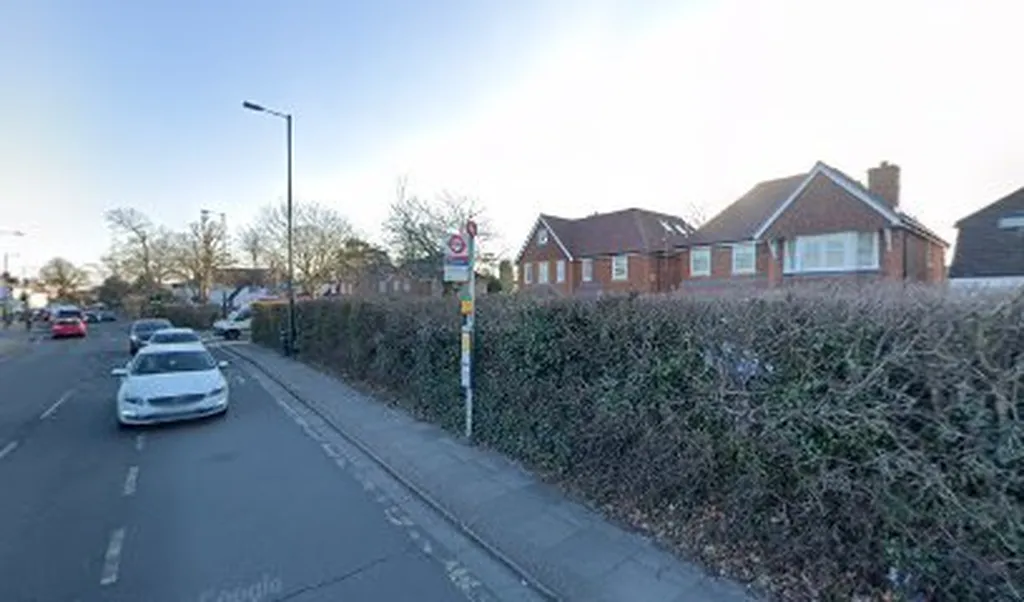 Hampton Pool (Stop V)