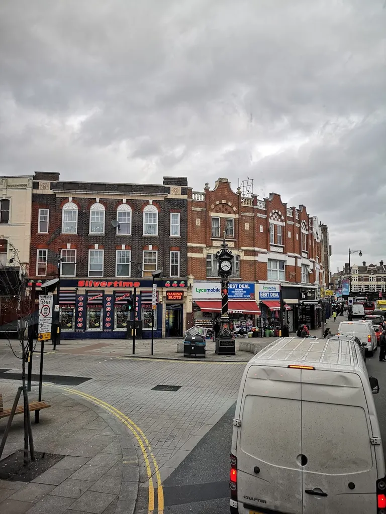 Harlesden Jubilee Clock (Stop X)