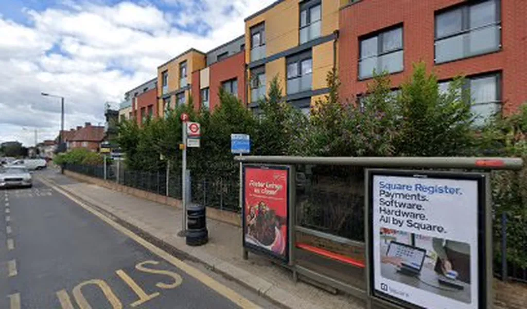 Harrow View (Stop P)