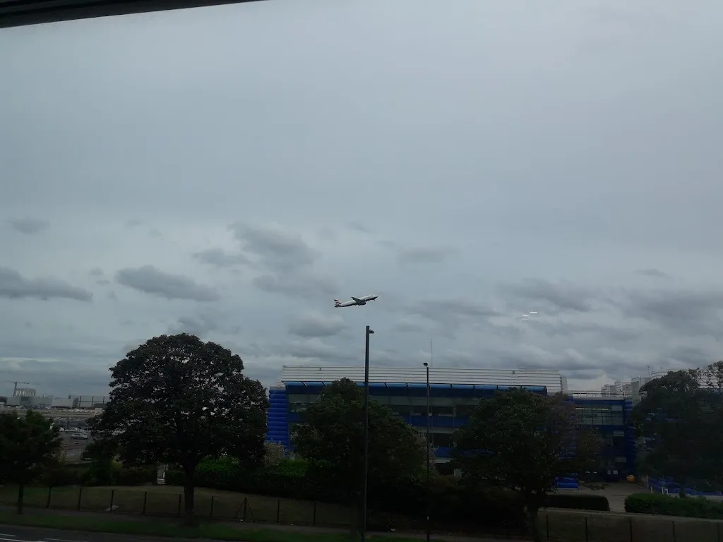 Heathrow Airport, Compass Centre
