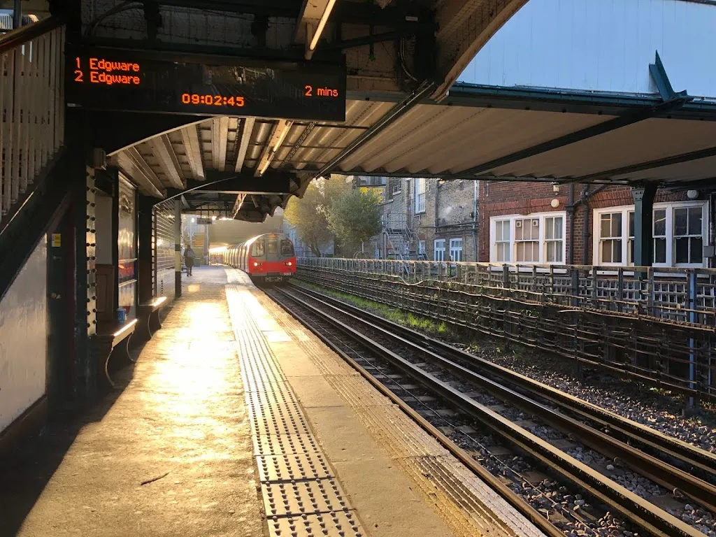 Hendon Central