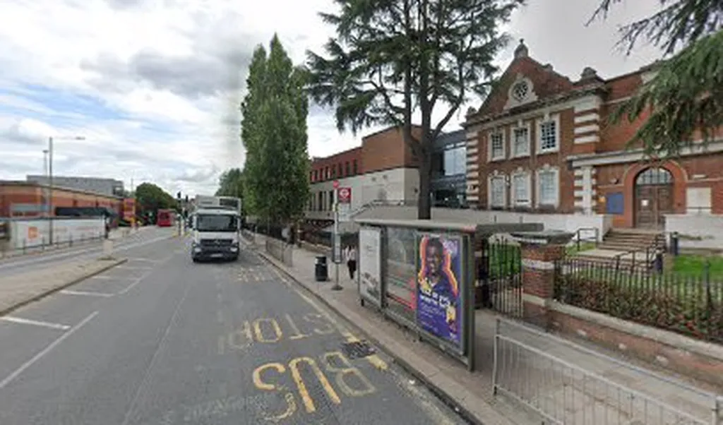 Hendon Magistrates Court (Stop HP)
