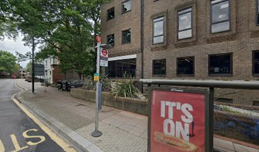 Hill Rise (Stop V)