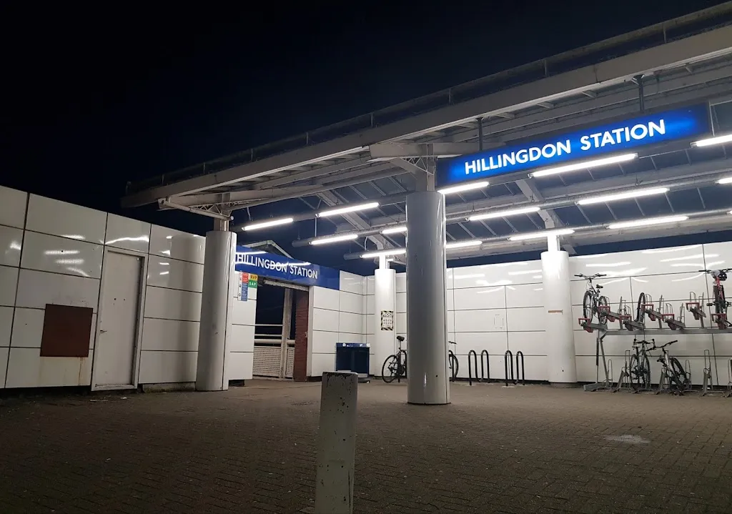 Hillingdon Station (Stop A)