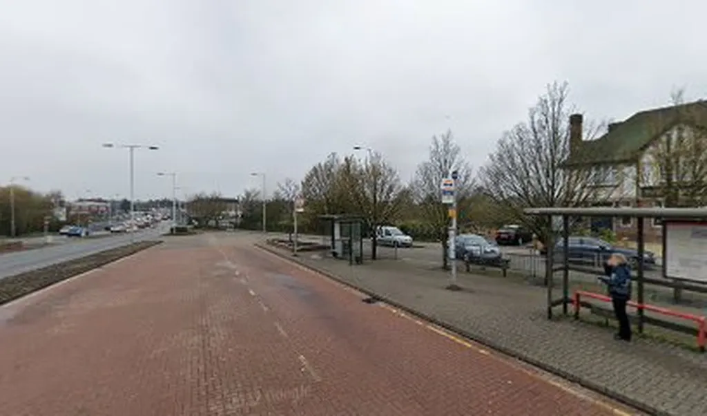 Hillingdon Station (Stop LN)