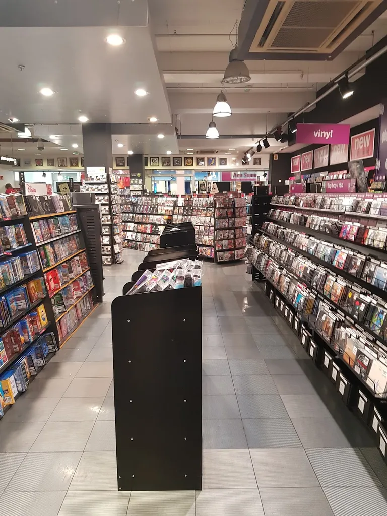 hmv