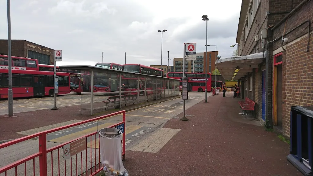 Hounslow Bus Station (Stop F)