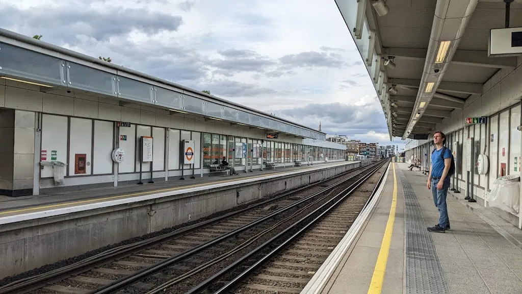 Hoxton