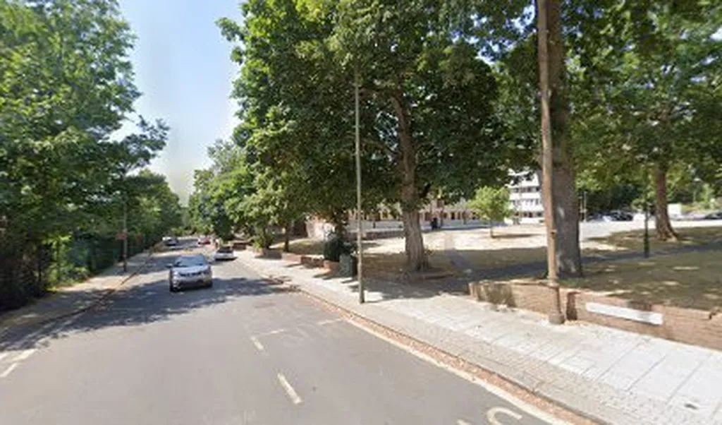 Hyacinth Road (Stop RN)