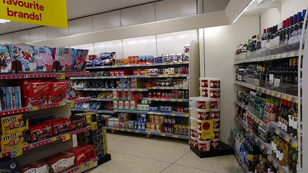 Iceland Supermarket Hayes