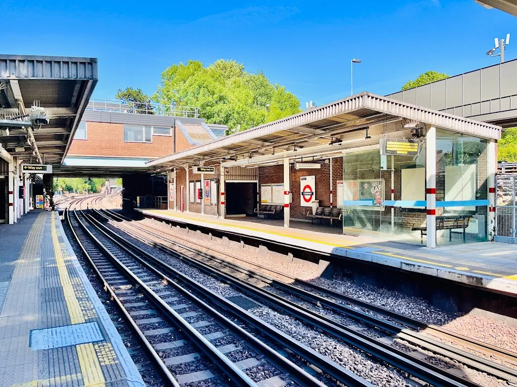 Ickenham