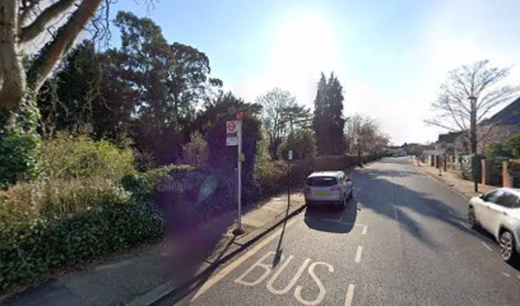 Jersey Gardens (Stop H)