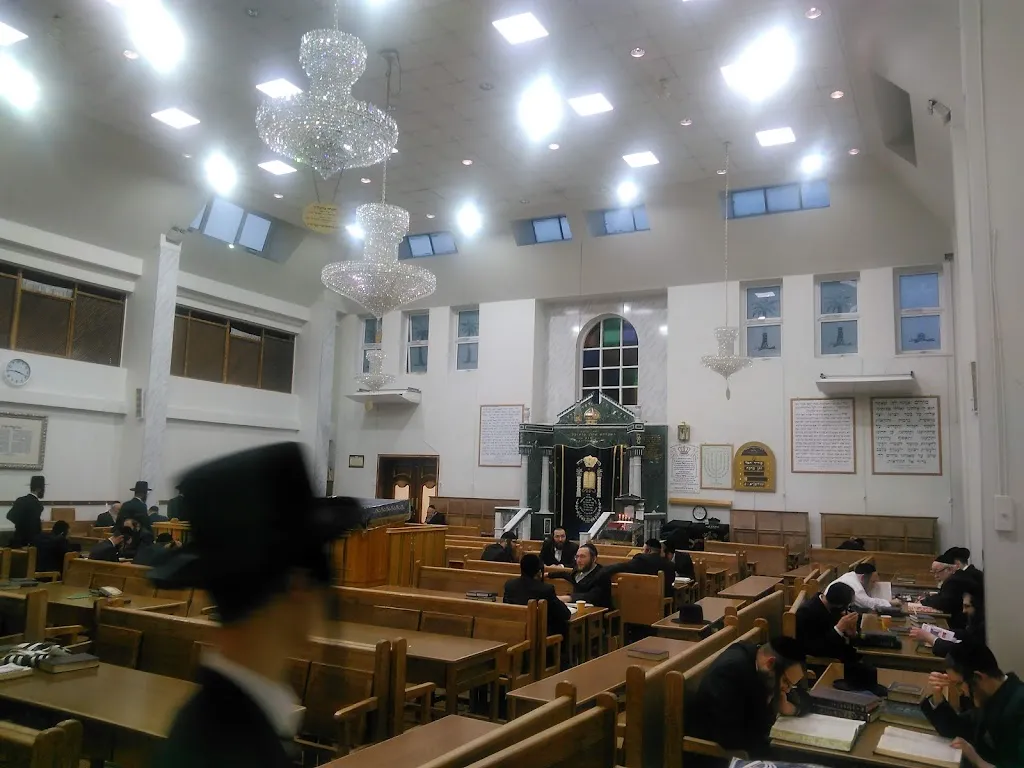 Kehal Yetev Lev Satmar